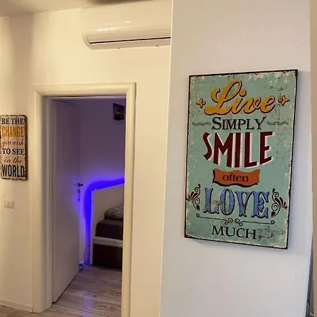 Sweet And Cozy In Ro